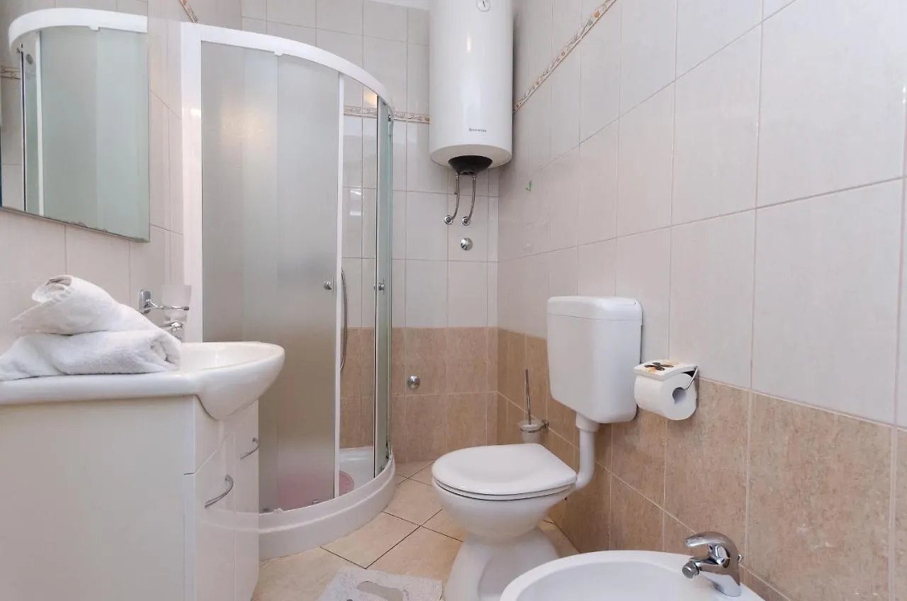 Apartments Branka Mošćenička Draga 0*,