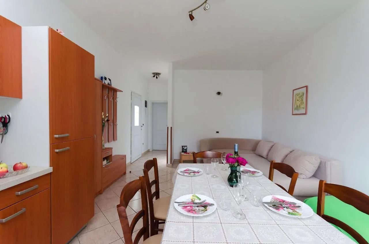 Apartments Branka Mošćenička Draga