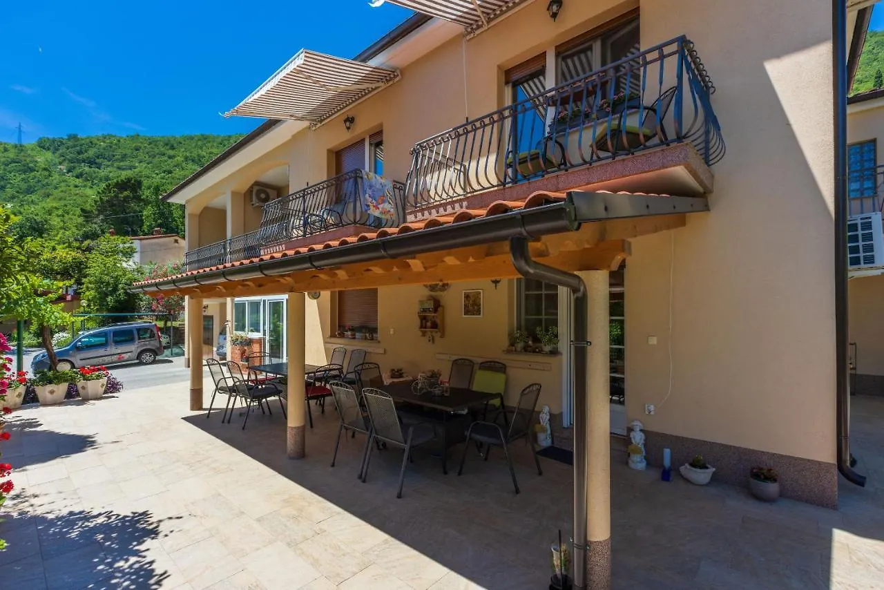 Apartments Branka Mošćenička Draga كرواتيا