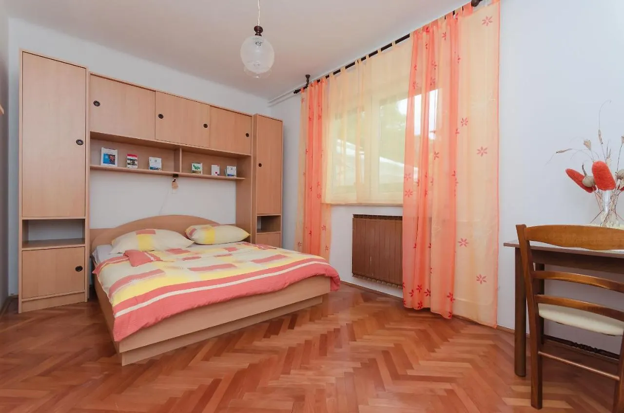 Apartments Branka Mošćenička Draga Kroatien